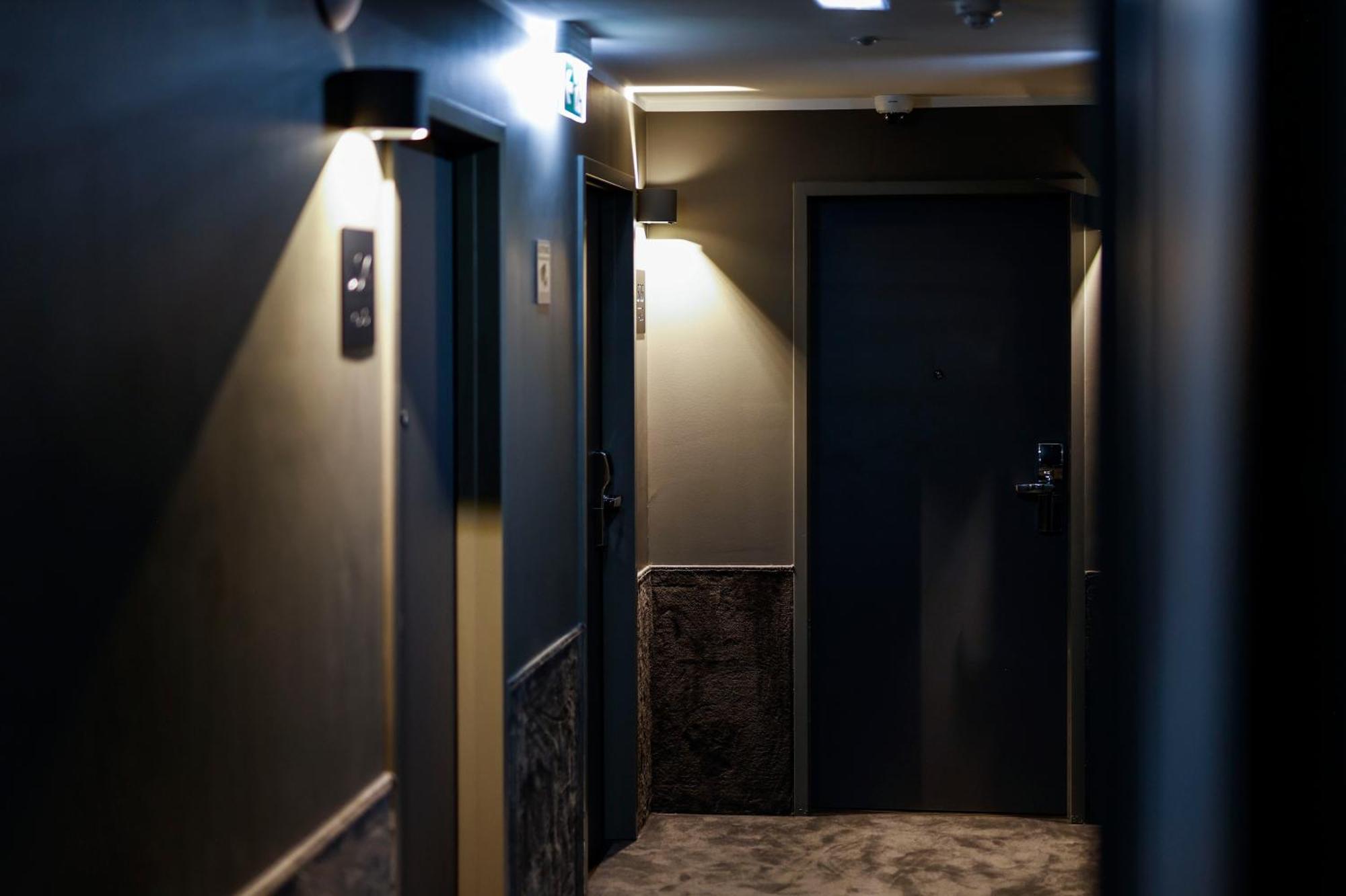 Sleephotels Cosmos ハンブルク エクステリア 写真