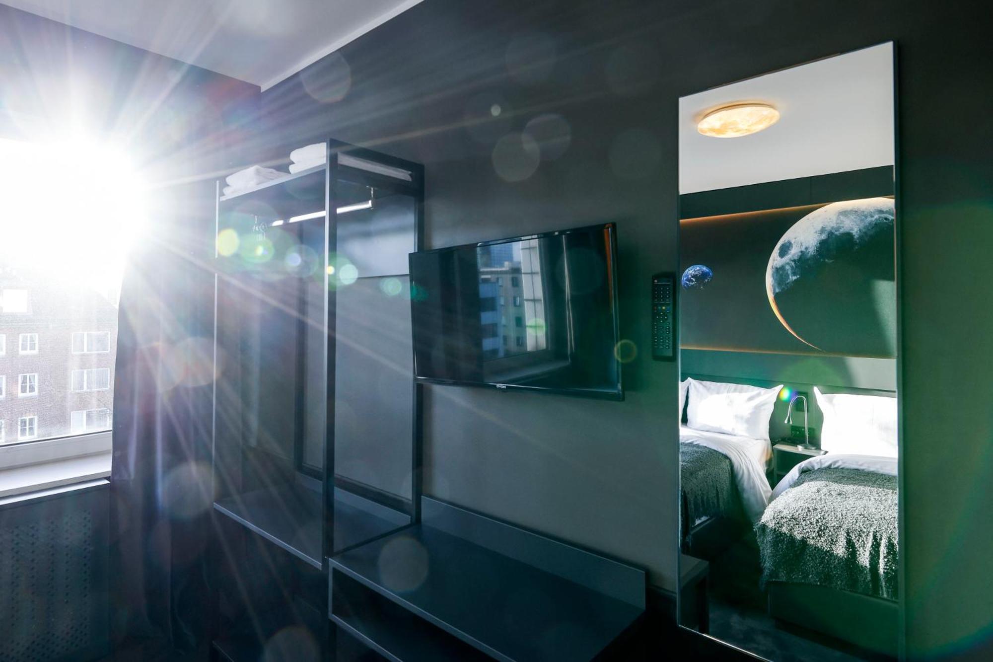 Sleephotels Cosmos ハンブルク エクステリア 写真