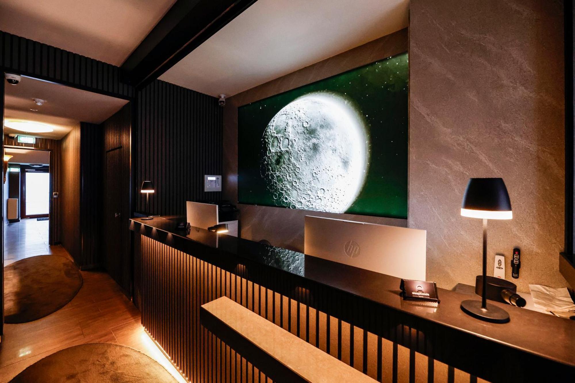 Sleephotels Cosmos ハンブルク エクステリア 写真
