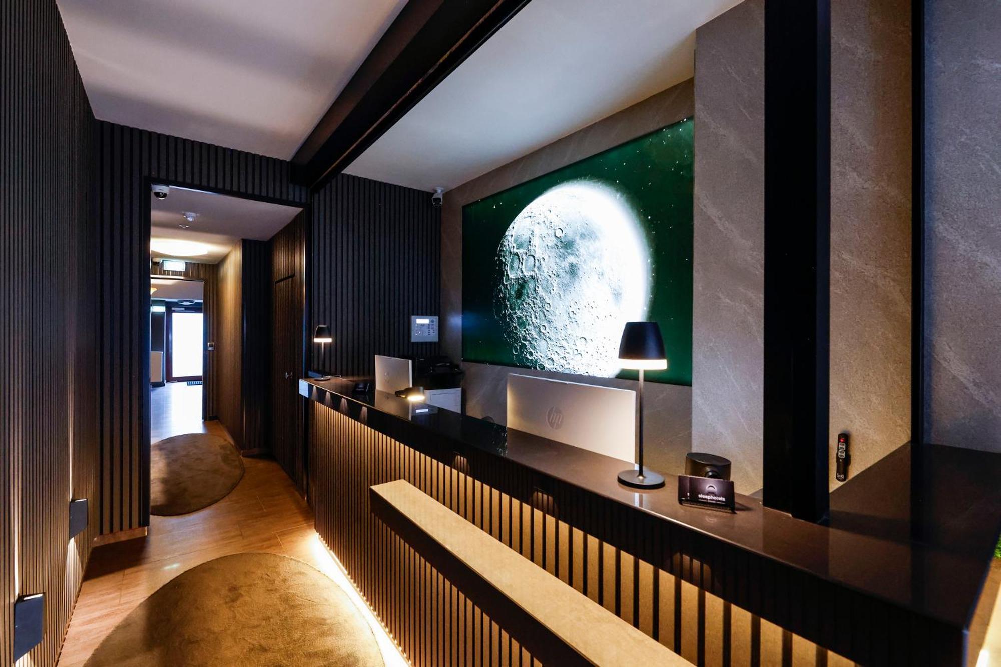 Sleephotels Cosmos ハンブルク エクステリア 写真