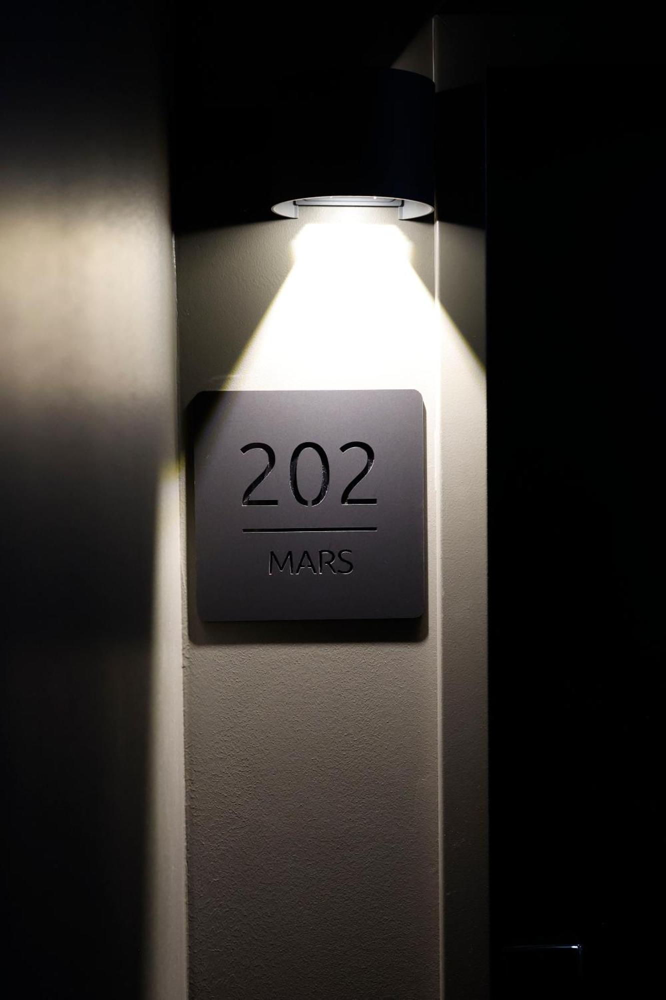 Sleephotels Cosmos ハンブルク エクステリア 写真
