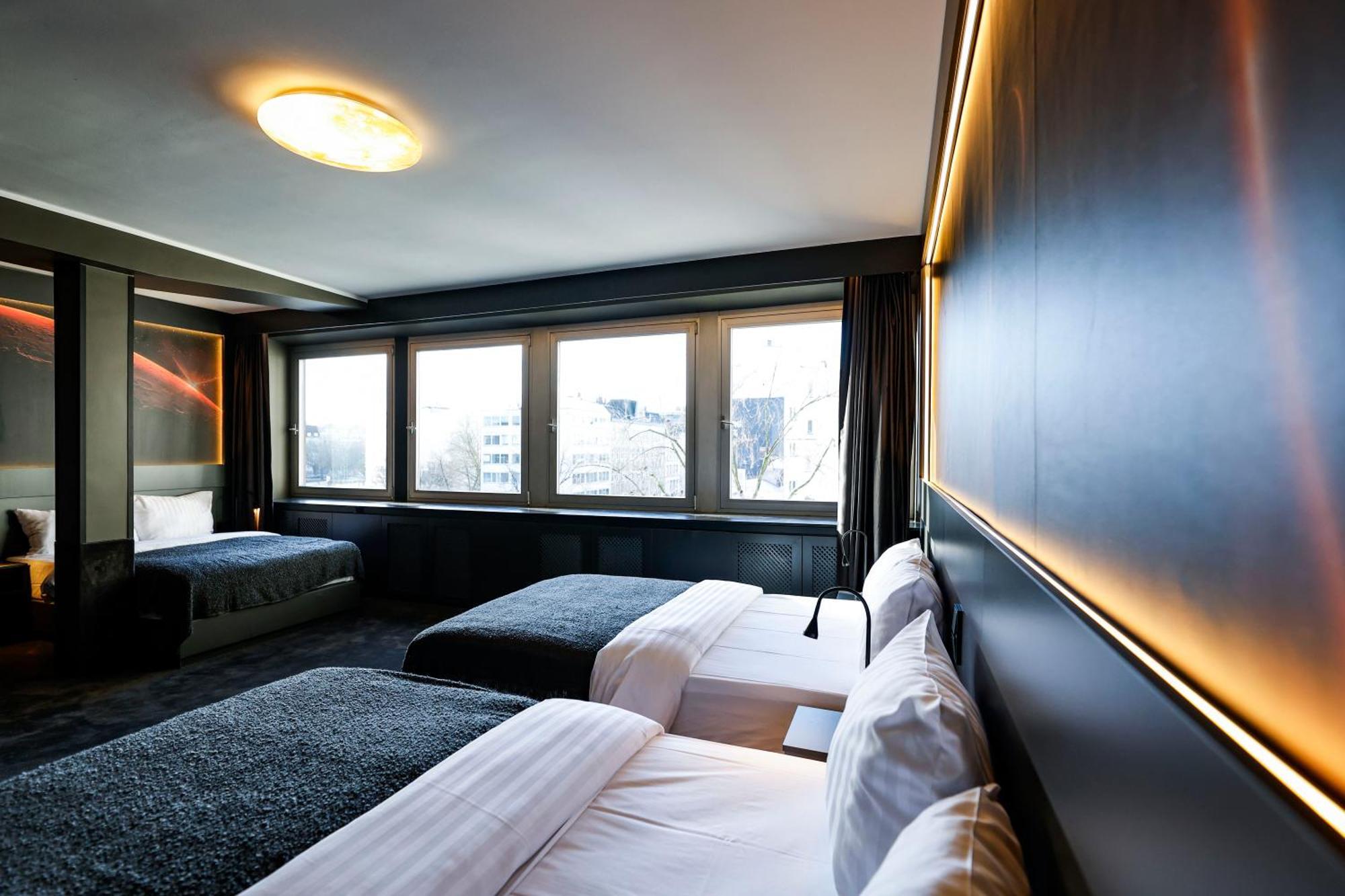Sleephotels Cosmos ハンブルク エクステリア 写真