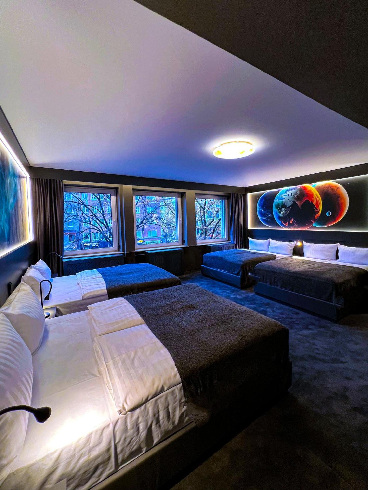 Sleephotels Cosmos ハンブルク エクステリア 写真